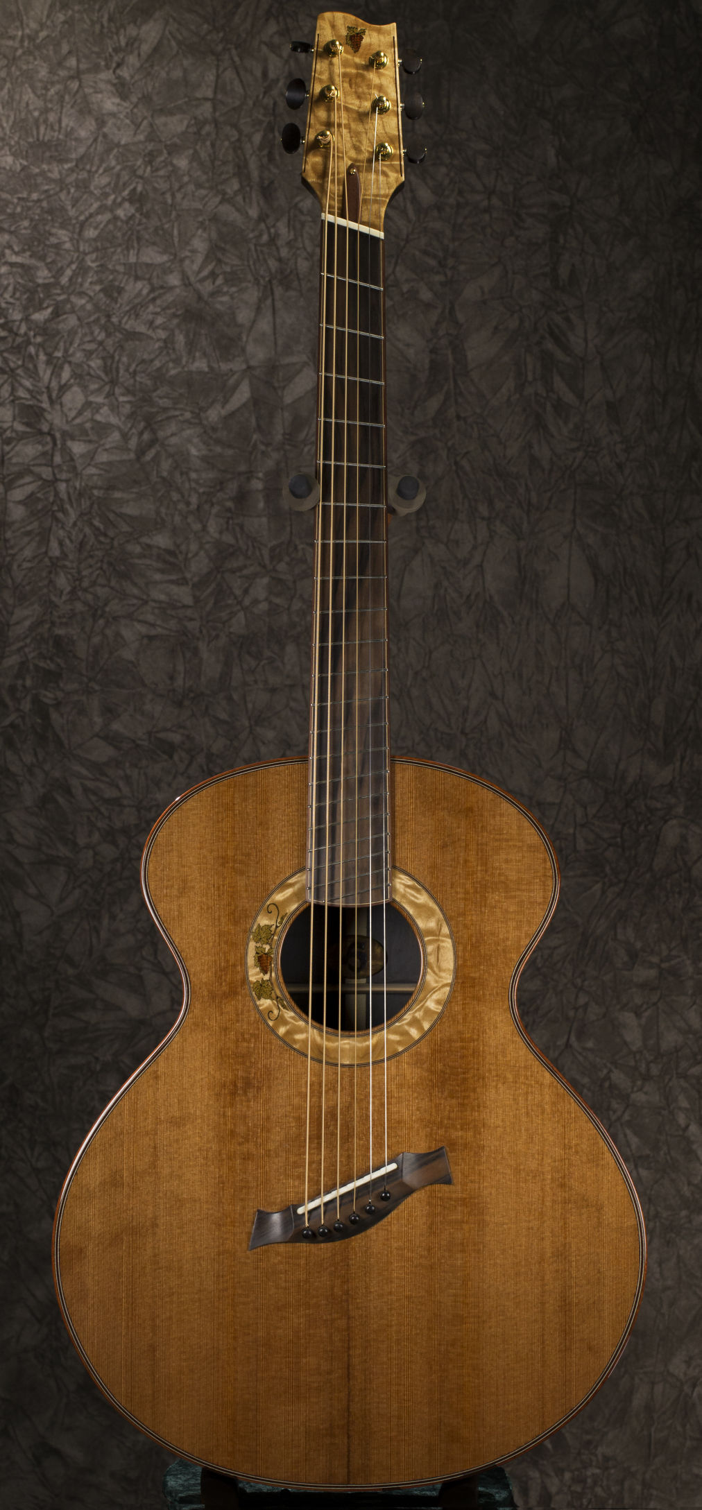 Bacchus Baritone with fan frets